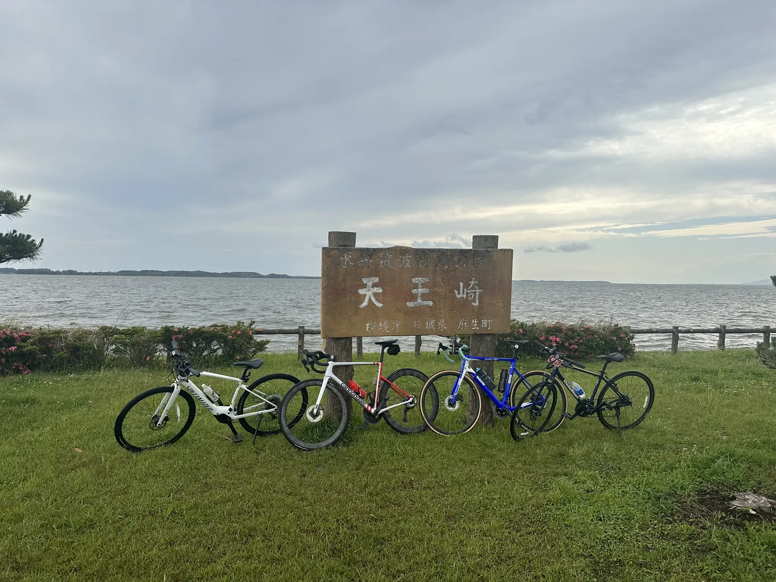 天王崎公園湖畔から見る、潮来・行方エリアの霞ヶ浦の景色